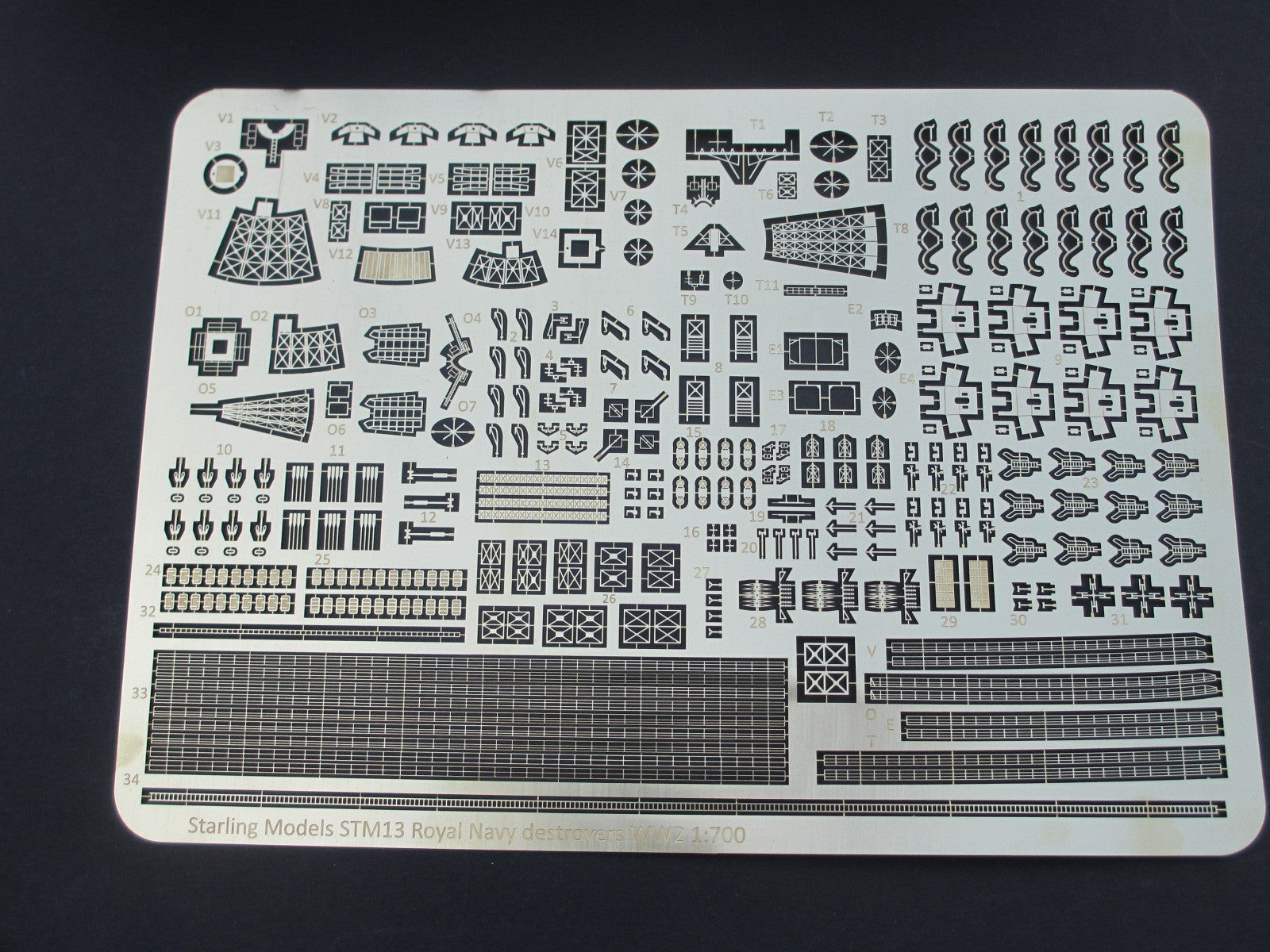 STM13 Royal Navy destroyers set 1:700