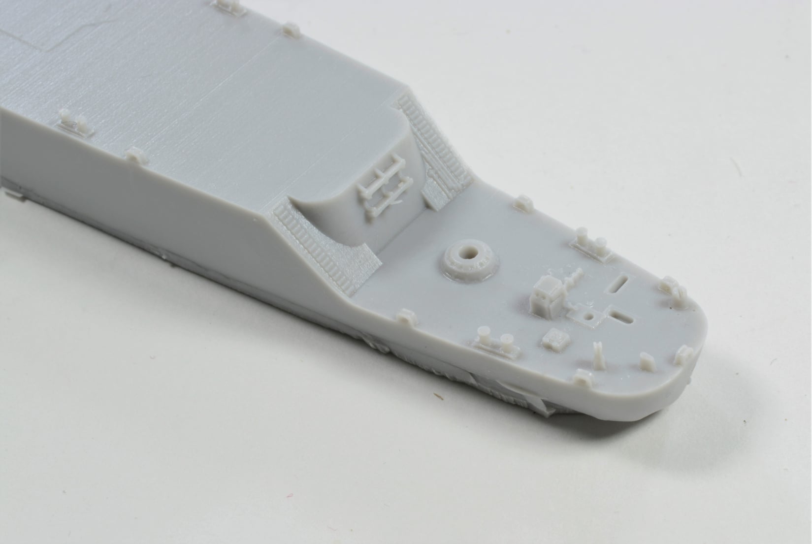 HMS Glamorgan, County Class guided missile destroyer 1982