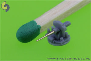 British 4.7in/40 (12 cm) QF Mark VIII (16pcs)