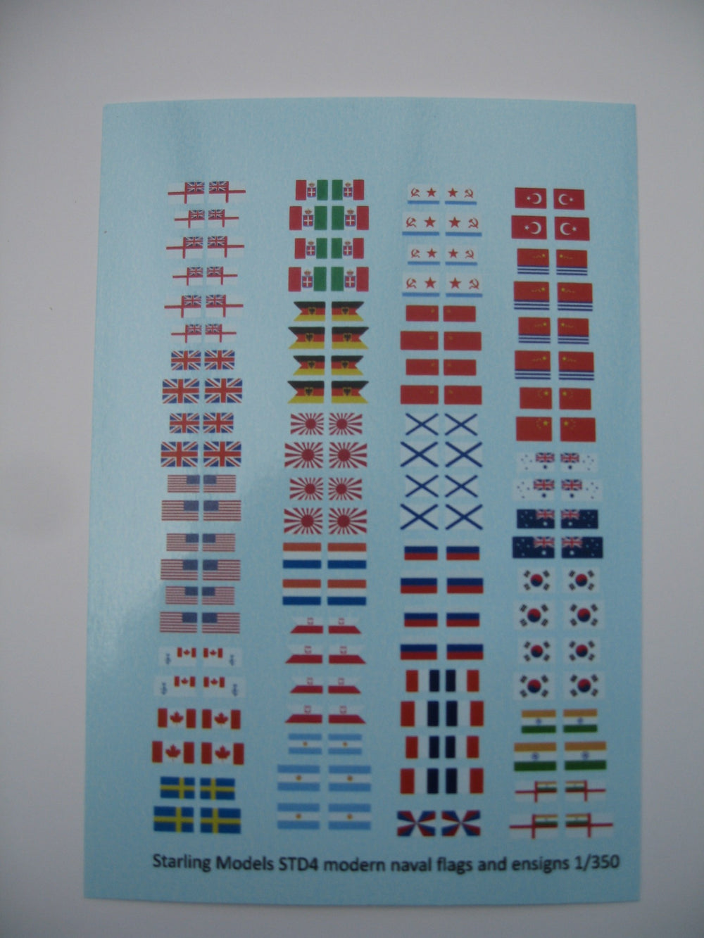 Modern naval flags and ensigns 1/350