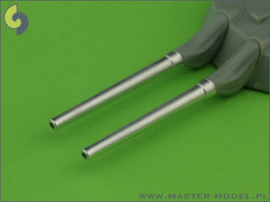 HMS Warspite armament - 15in (8pcs), 6in (8pcs), 4in (8pcs) barrels