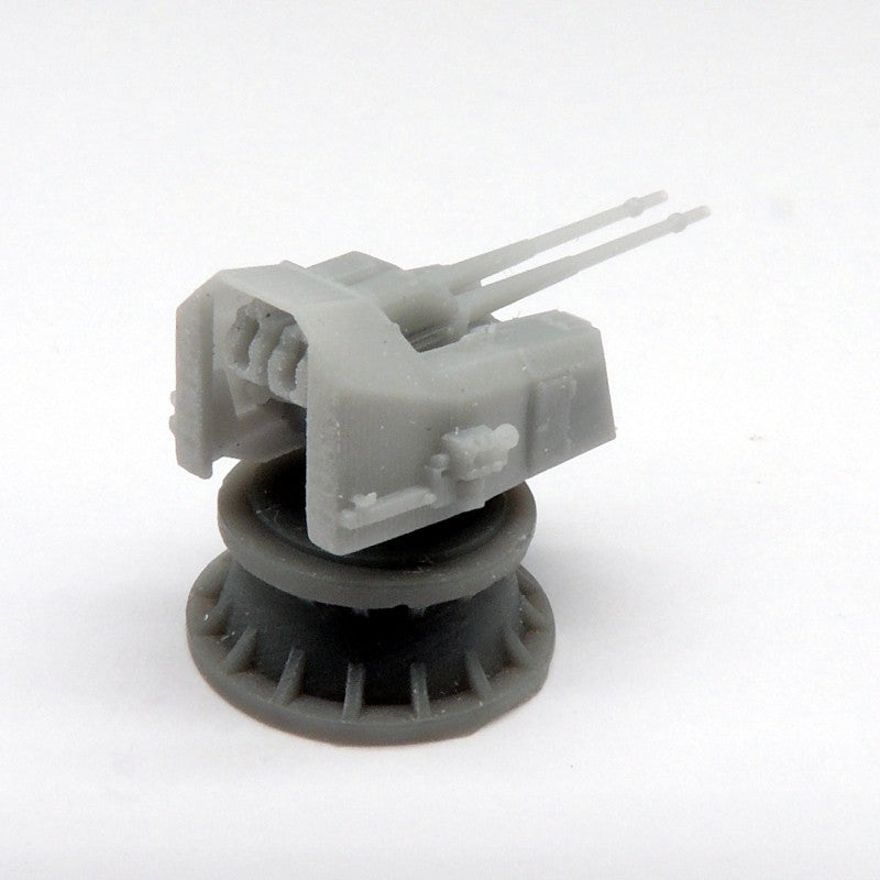 German SK C/33 twin 10.5cm gun on LC/37 mount (x2)